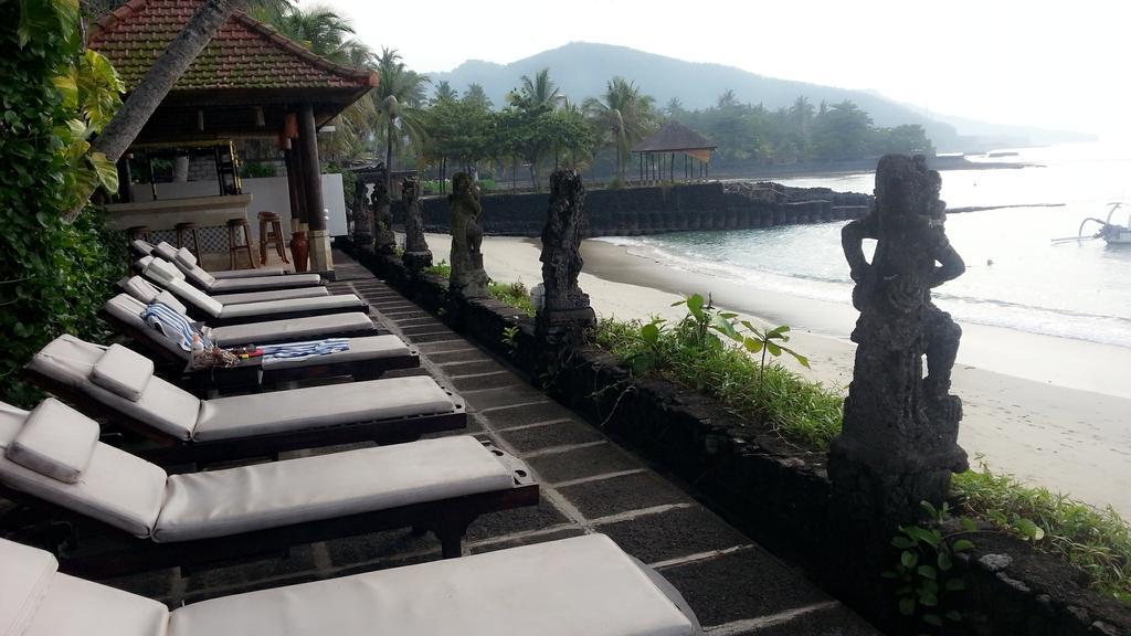 Anom Beach Hotel Candi Dasa  Exterior photo