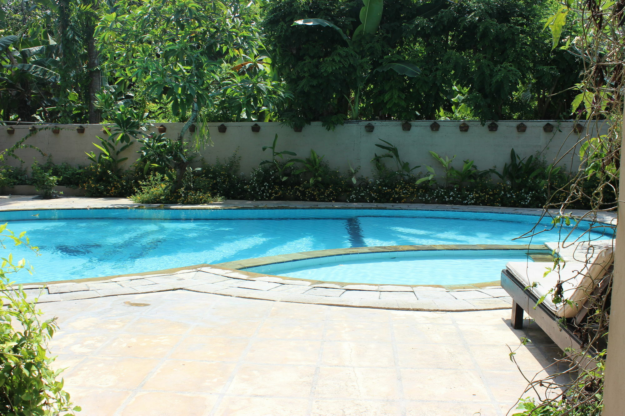 Anom Beach Hotel Candi Dasa  Exterior photo