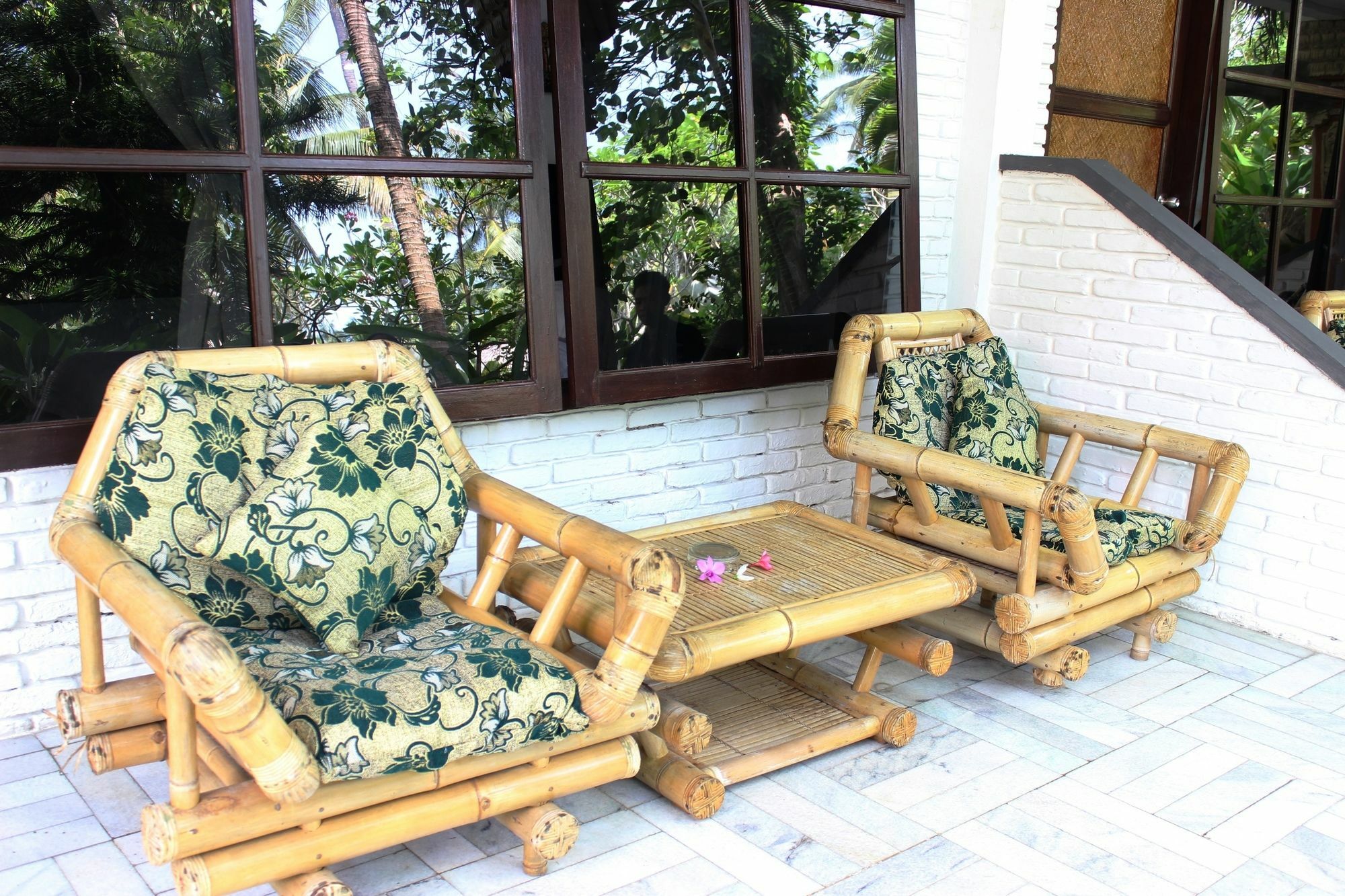 Anom Beach Hotel Candi Dasa  Exterior photo